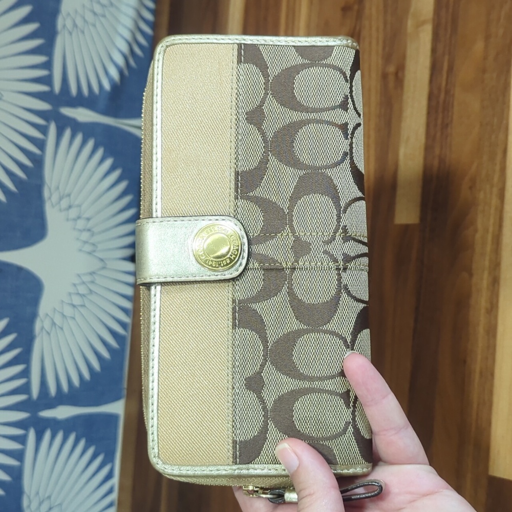 Coach Accordion zip top snap wallet with card holders metallic gold